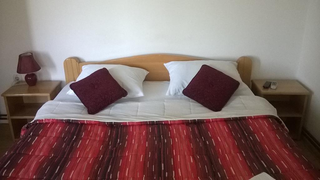 B&B Ljubicevski Raj โปชาเรวัซ ภายนอก รูปภาพ