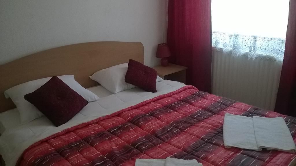 B&B Ljubicevski Raj โปชาเรวัซ ภายนอก รูปภาพ