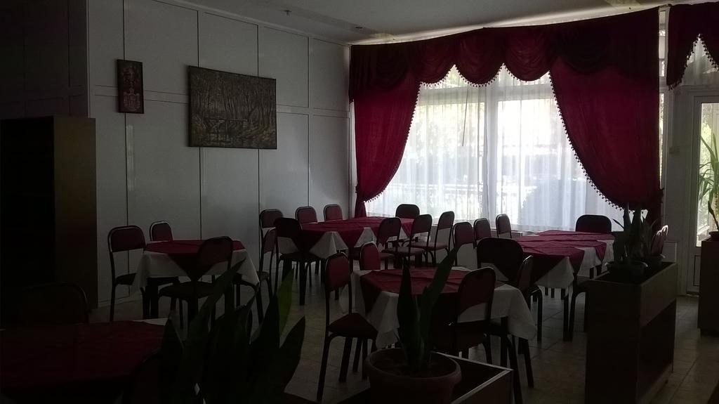 B&B Ljubicevski Raj โปชาเรวัซ ภายนอก รูปภาพ